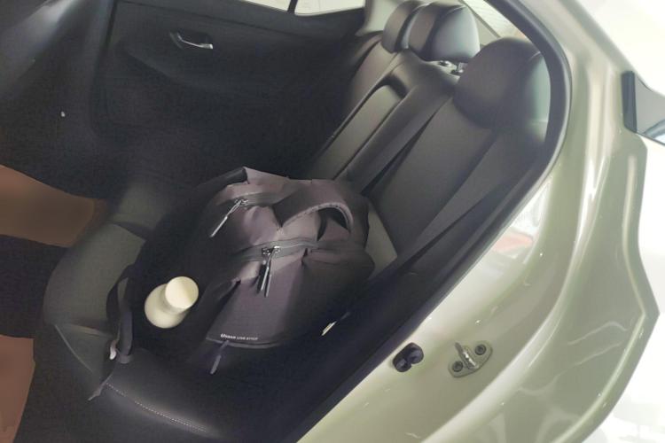 日产 轩逸 2021款 1.6L XL CVT悦享版中控内饰21