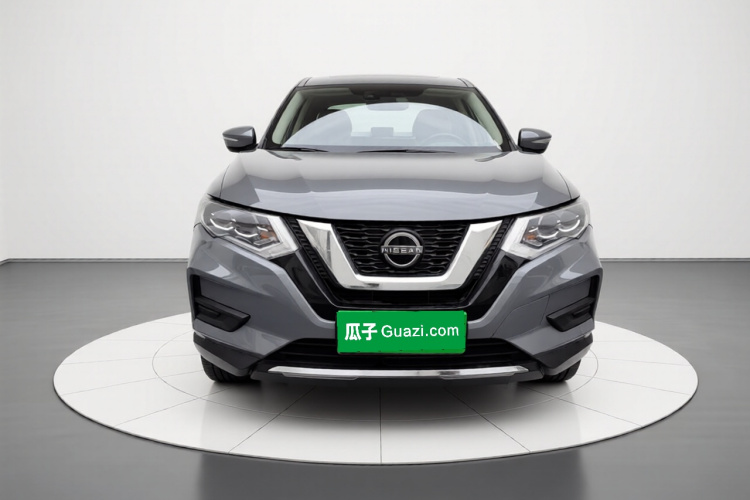 日产 奇骏 2025款 荣誉 2.0L 两驱领先版车身外观2