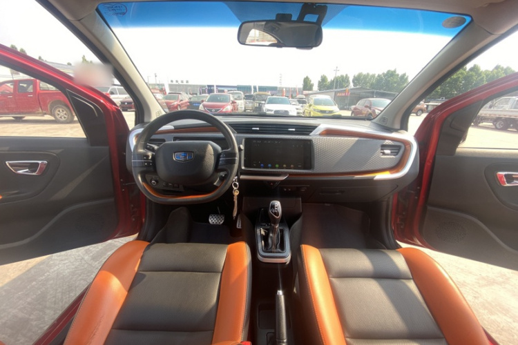 吉利汽车 远景X1 2017款 1.3L 自动玩家版中控内饰7003