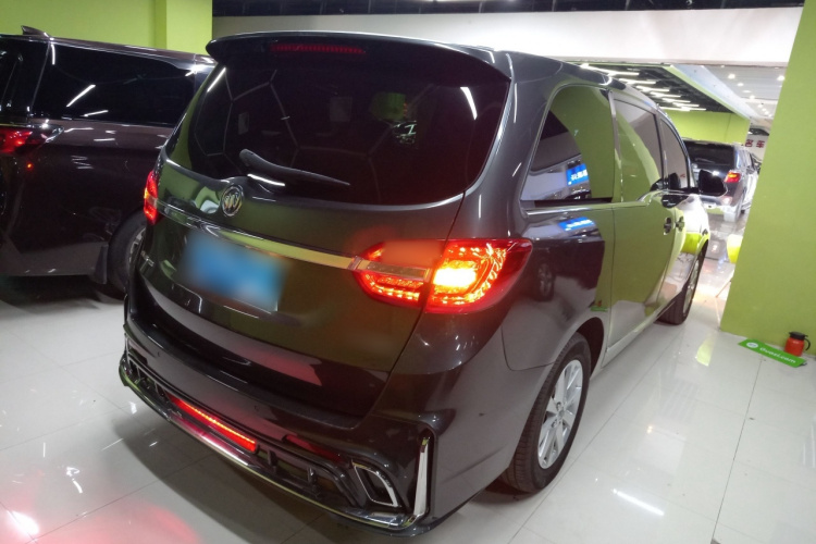 别克GL8 2018款 28T 豪华型 国VI车身外观7