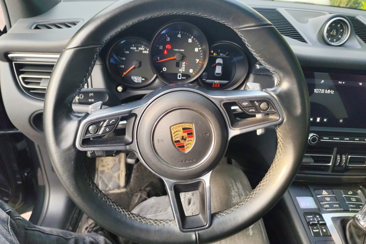 保时捷 2018款 Macan 2.0T中控内饰13
