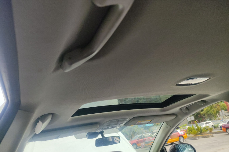 哈弗H6 2015款 改款 运动版 1.5T 手动两驱精英型局部细节22