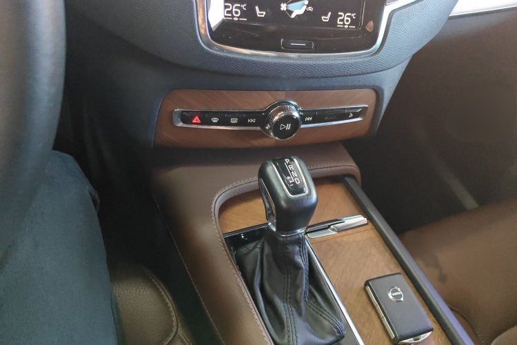 沃尔沃XC90 2020款 改款 T6 智逸豪华版 7座局部细节18