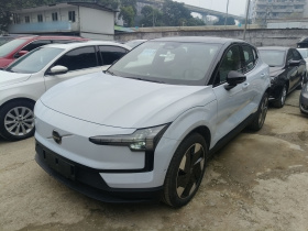 沃尔沃EX30 2025款 后驱长续航版 Ultra