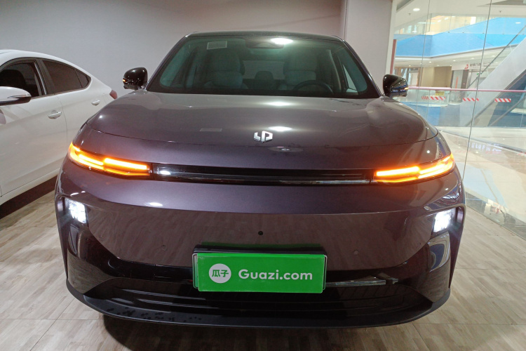 零跑汽车 零跑B10 2025款 510悦享版车身外观2