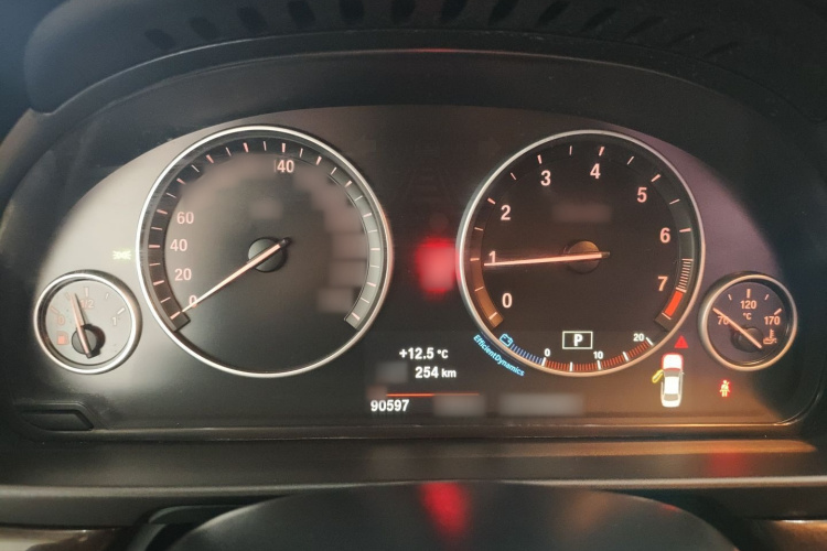 宝马5系 2014款 525Li 领先型局部细节14