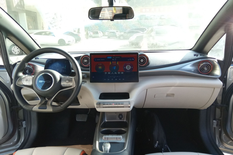 比亚迪 海豚 2021款 405km 自由版中控内饰7002