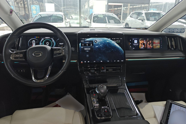 广汽传祺 传祺E9 2023款 E9 MAX中控内饰12