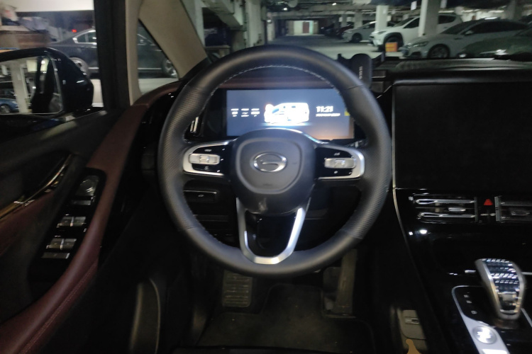 广汽传祺 传祺M8 2024款 大师系列 400T 至尊版中控内饰13