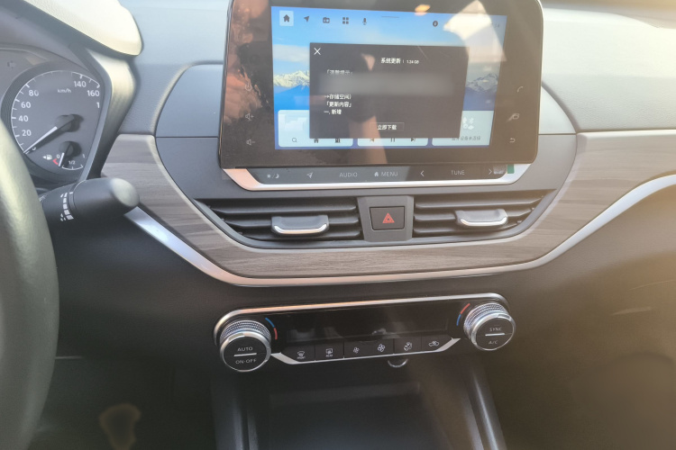 日产 天籁 2021款 2.0L XL 舒适版局部细节16