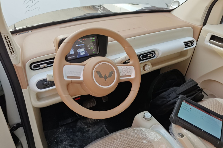 五菱汽车 宏光MINIEV 2024款 第三代 215km 青春版中控内饰7002