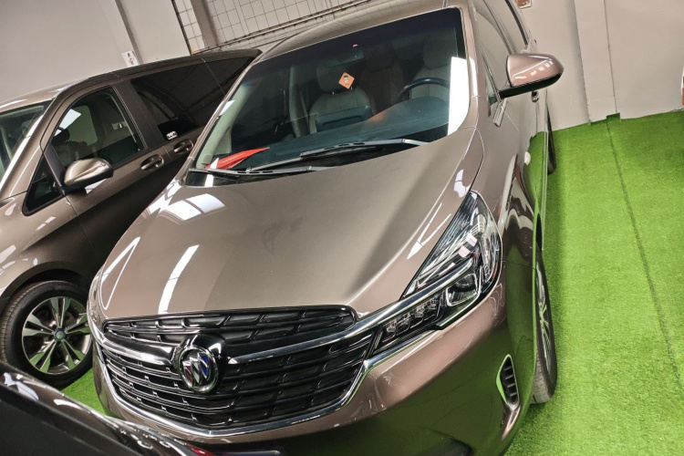 别克GL8 2021款 陆上公务舱 652T 豪华型车身外观2