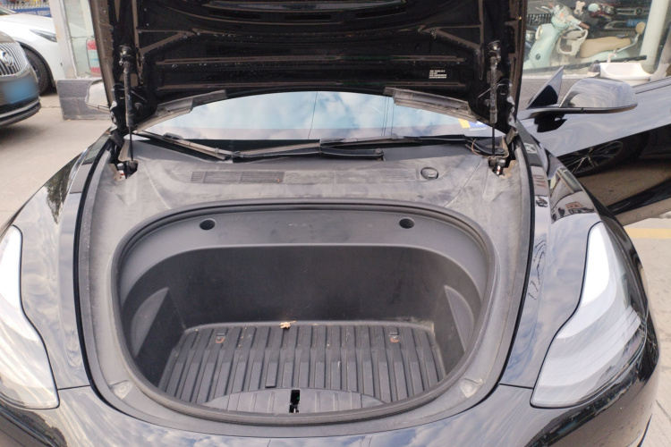 特斯拉 Model 3 2021款 改款二 Performance高性能全轮驱动版局部细节24