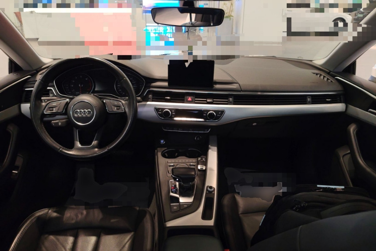 奥迪A5 2017款 Sportback 45 TFSI 时尚型中控内饰12