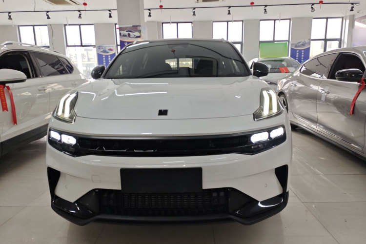 领克06 2023款 Remix 1.5T 劲Halo车身外观2