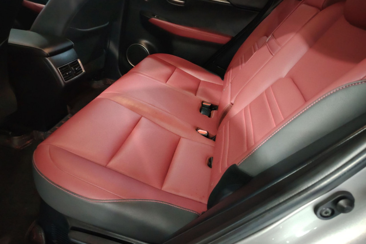 雷克萨斯NX 2018款 300 前驱 锋行版中控内饰21