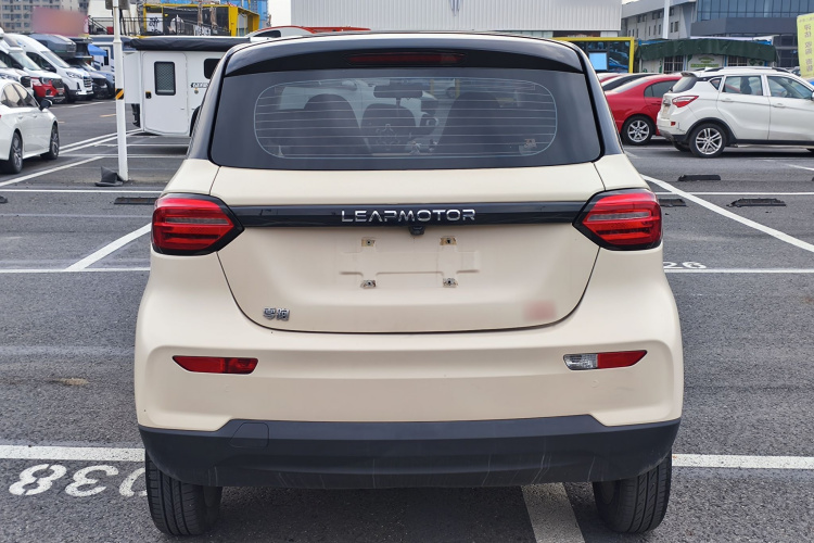 零跑汽车 零跑T03 2022款 皓玉版车身外观6005