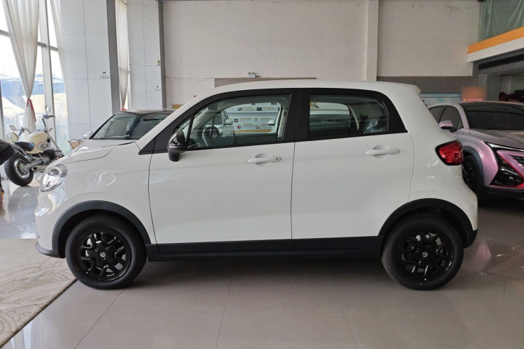 零跑汽车 零跑T03 2025款 310舒享版车身外观4