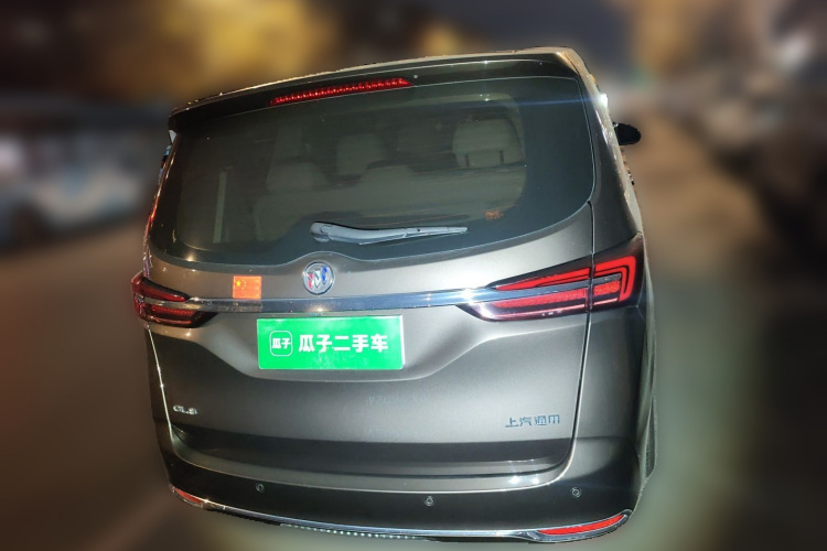 别克GL8 2023款 陆上公务舱 智享型车身外观6