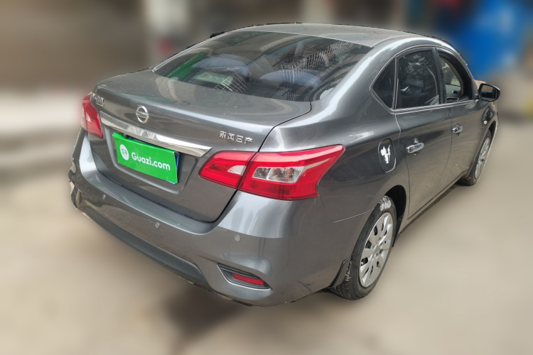 日产 轩逸 2021款 经典 1.6XE CVT舒适版车身外观7