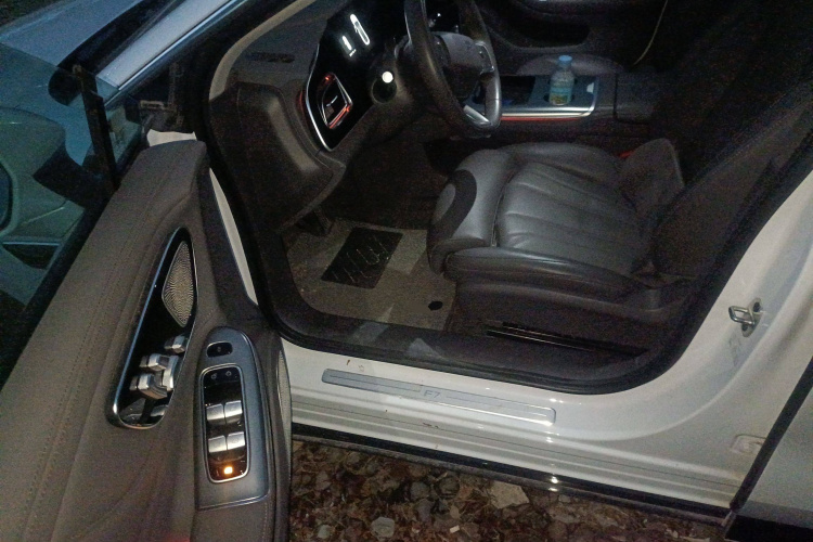 飞凡汽车 飞凡F7 2023款 进阶Pro版中控内饰7003