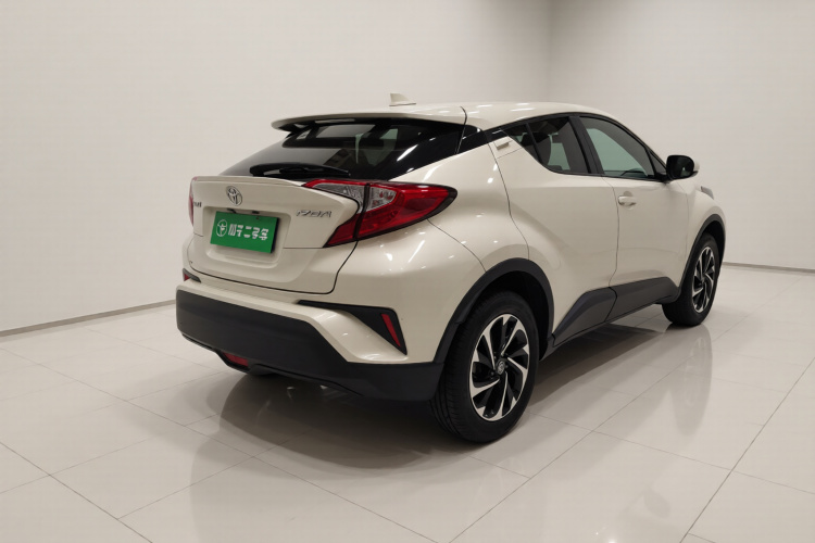 丰田 奕泽IZOA 2018款 2.0L 奕驰版 国VI车身外观7