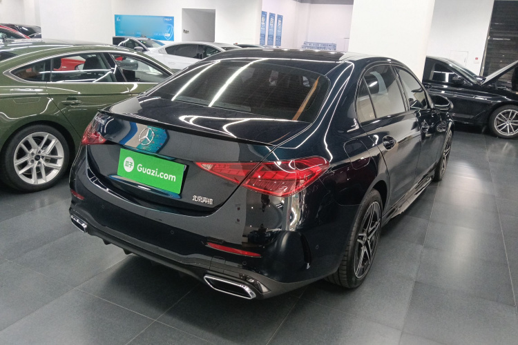 奔驰C级 2023款 改款二 C 260 L 皓夜运动版车身外观7