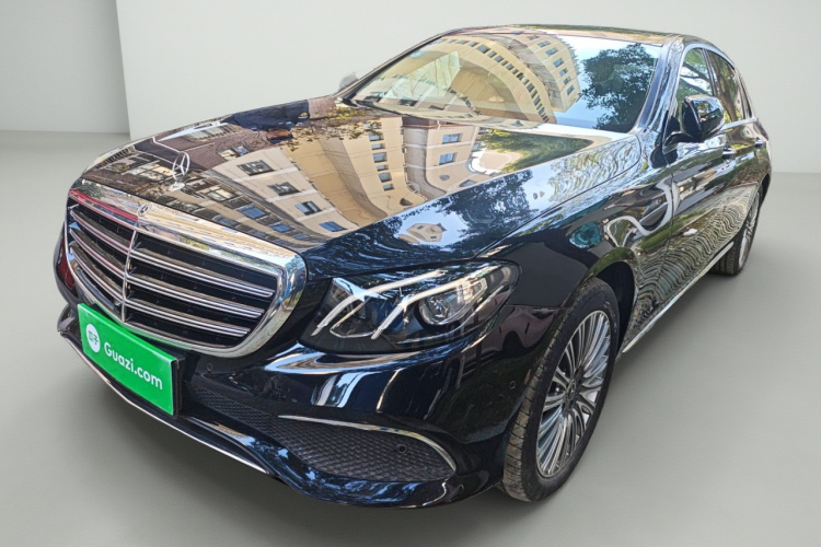 奔驰E级 2020款 E 300 L 豪华型车身外观1
