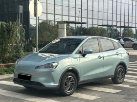 哪吒汽车 哪吒V 2021款 标准续航娱乐版升级型