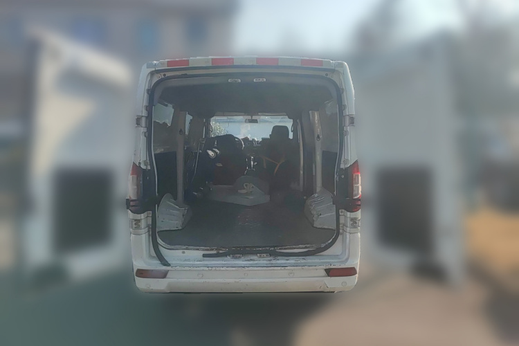 东风御风 御风EM26 2023款 标准版 41.472kWh 河南锂动局部细节23