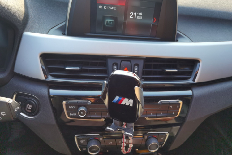 宝马X1 2018款 sDrive18Li 时尚型局部细节16