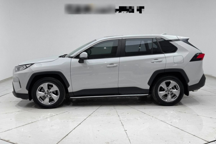 丰田 RAV4荣放 2020款 2.0L CVT两驱风尚版车身外观6003