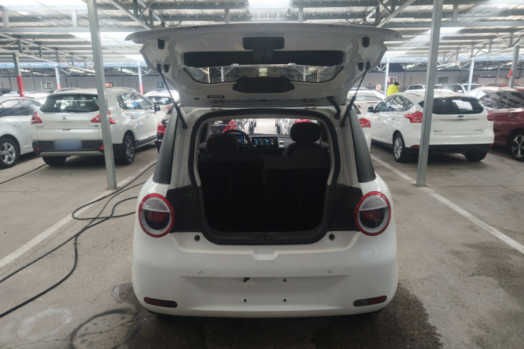 长安启源 长安Lumin 2022款 155km 清甜款机舱底盘23