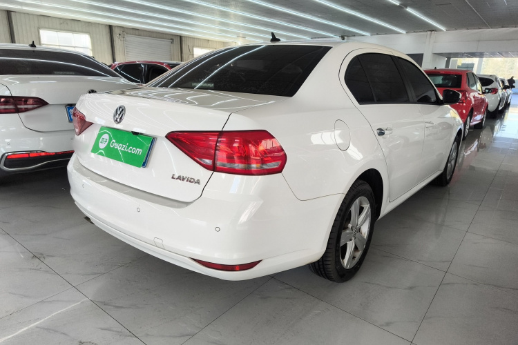 大众 朗逸 2018款 经典 1.5L 手动风尚版 国VI车身外观7