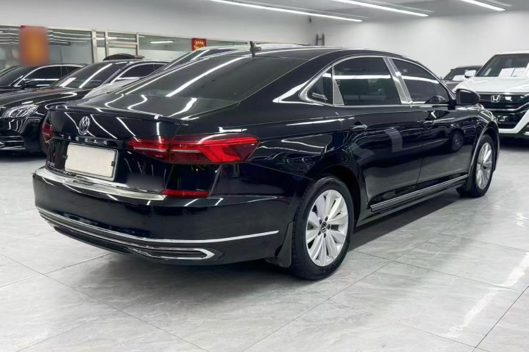 大众 帕萨特 2020款 330TSI 精英版 国VI车身外观6005