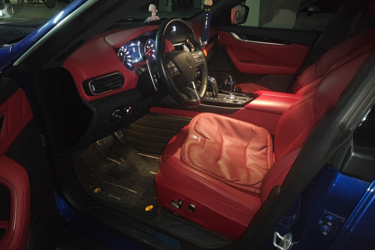 玛莎拉蒂 Levante 2022款 2.0T GT锋芒版中控内饰19
