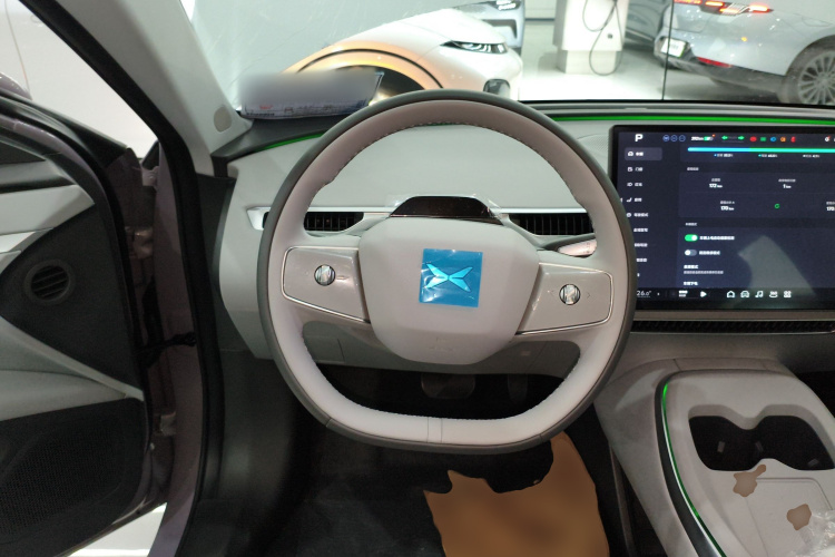 小鹏MONA M03 2025款 620 超长续航 Plus中控内饰13