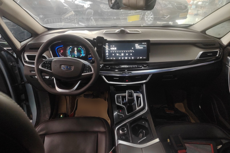 吉利汽车 嘉际 2019款 1.5TD MHEV DCT臻享型中控内饰7002