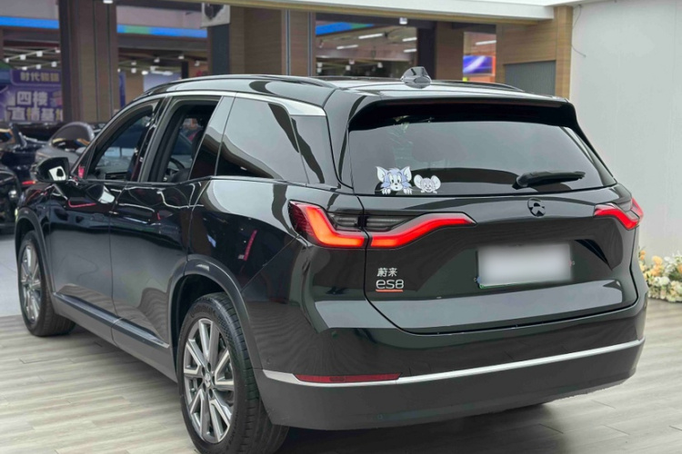 蔚来ES8 2020款 580KM 七座版车身外观6005