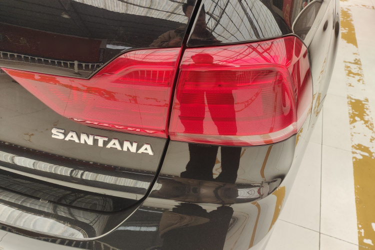 大众 桑塔纳 2019款 1.5L 自动风尚版 国VI车身外观9