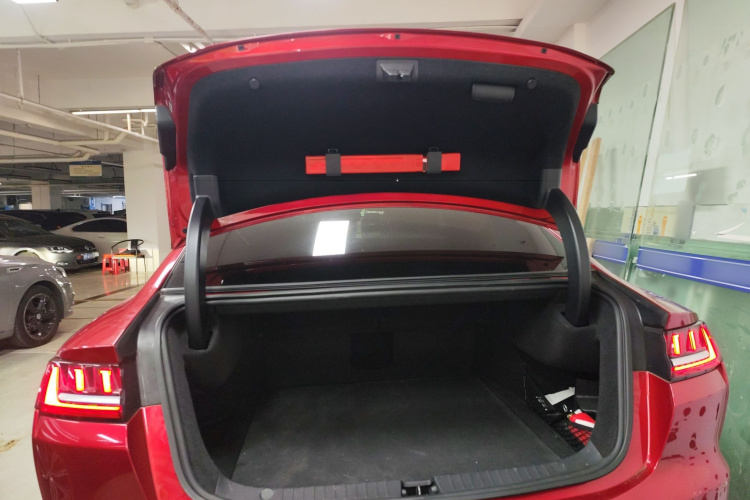 比亚迪 汉 2020款 EV 四驱高性能版旗舰型机舱底盘23