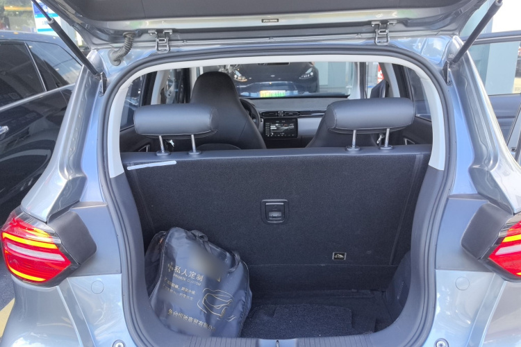 零跑汽车 零跑T03 2021款 400豪华版局部细节23