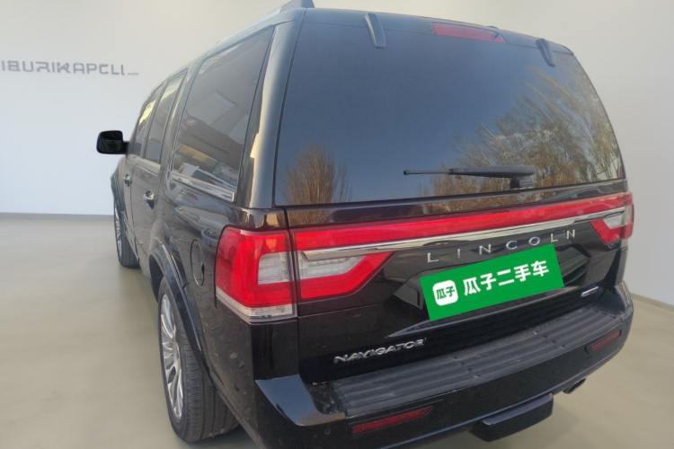 林肯 领航员 2016款 3.5T AWD车身外观5