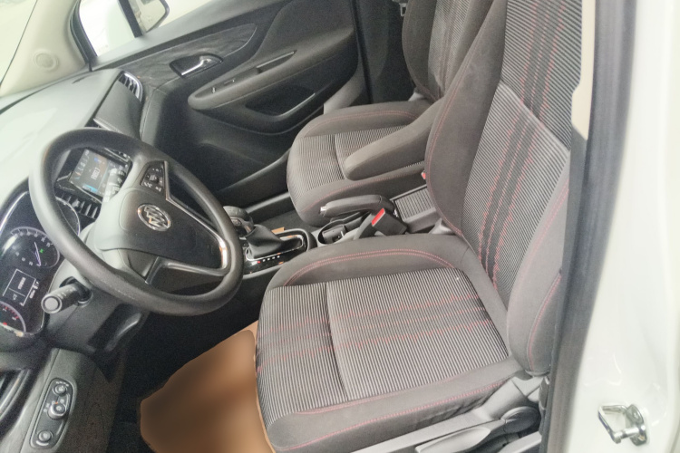 别克 昂科拉 2018款 18T 自动两驱都市领先型中控内饰19