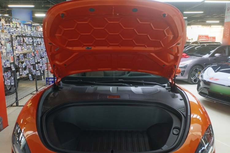 小米汽车 小米SU7 2024款 四驱超长续航高阶智驾Max版机舱底盘24