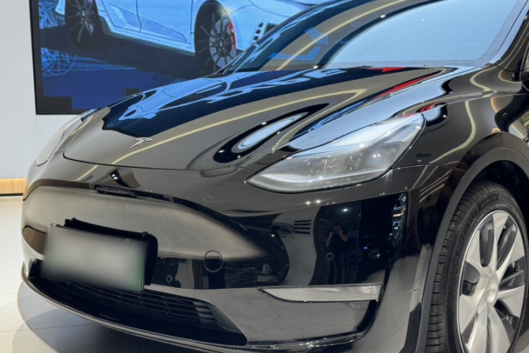 特斯拉 Model Y 2022款 长续航全轮驱动版车身外观6006