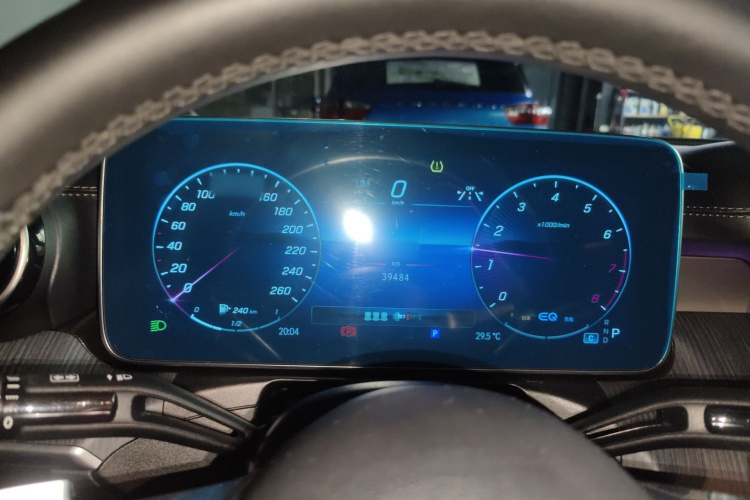 奔驰C级 2022款 C 200 L 运动版局部细节14