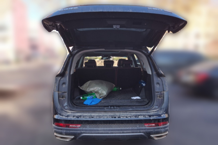 捷途X90 PLUS 2024款 1.6TD DCT别墅PRO 7座中控内饰23