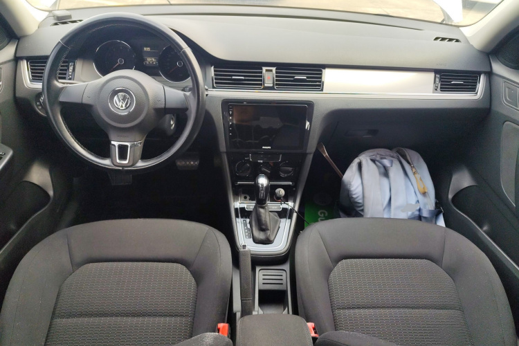 大众 宝来 2015款 质惠版 1.6L 自动时尚型中控内饰12