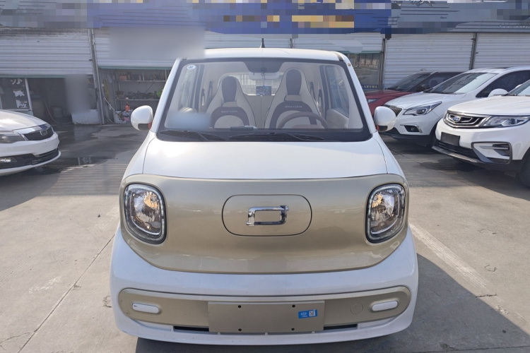 奔腾小马 2025款 222km 灵动马车身外观2